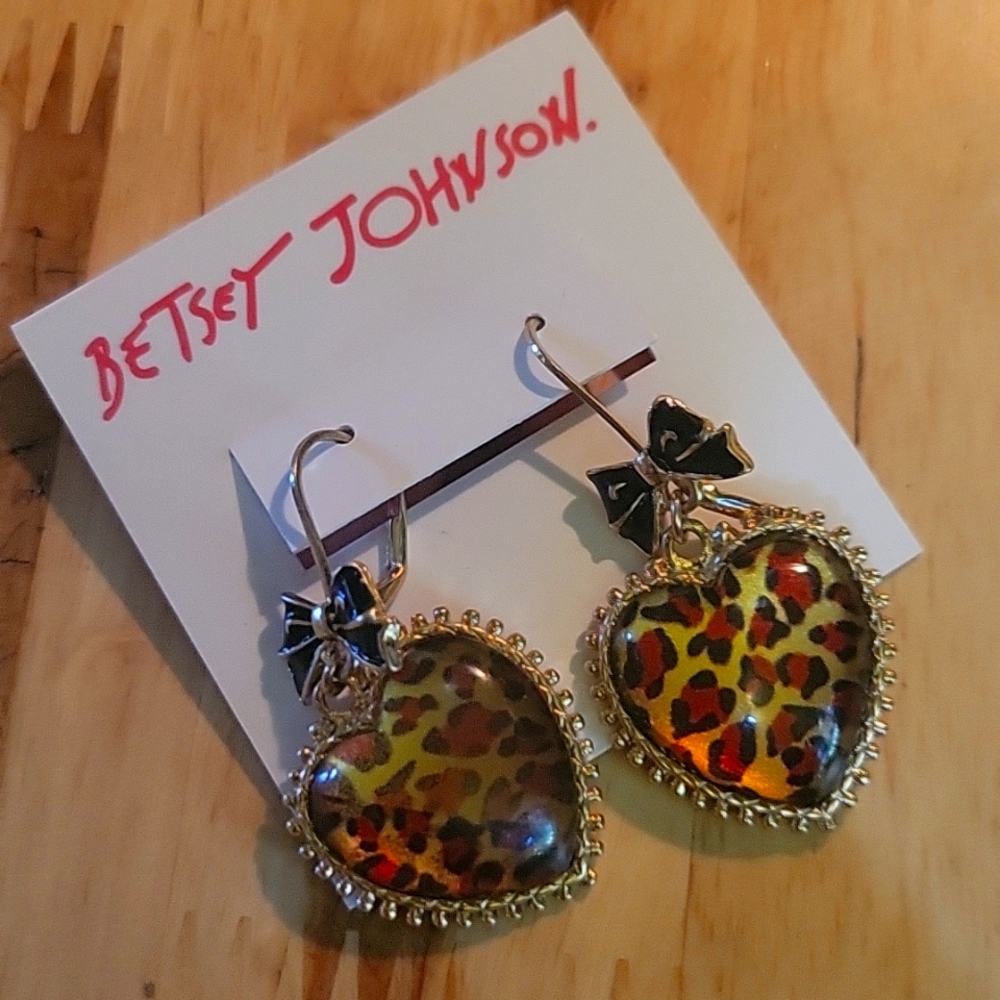 Betsey Johnson earrings Gold With Lepard Print Dangle Hearts And Black Bows